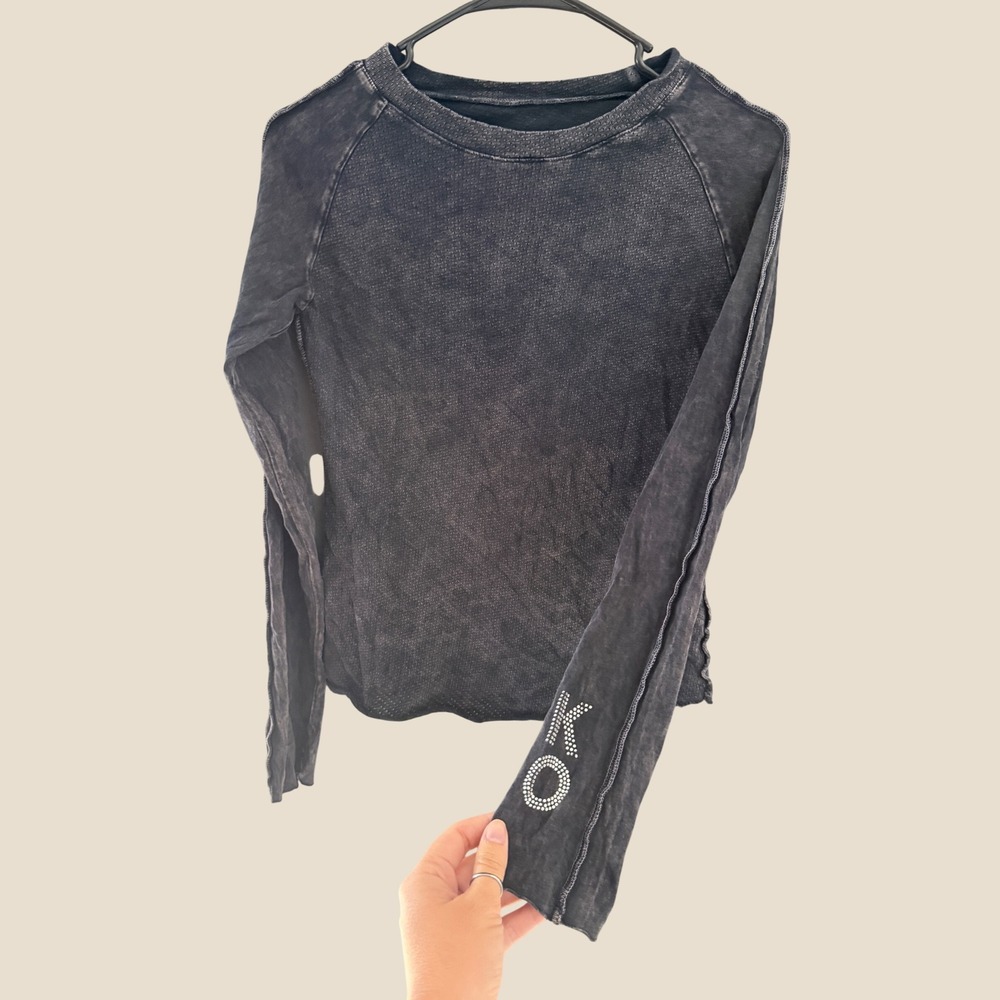 KO Knockout Y2k Mineral Wash Waffle Knit Thermal Rhinestone Cuff Top Grey M